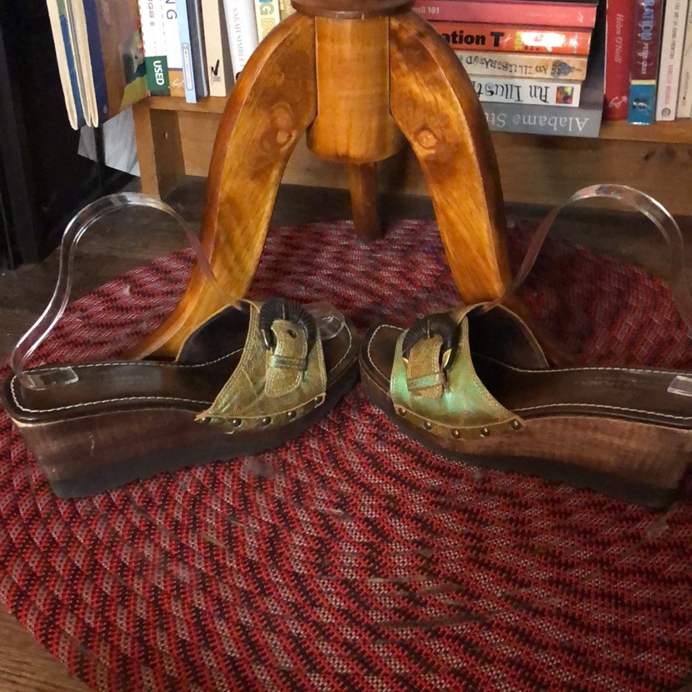 Donald J. Pliner Wooden Wedges - Picture 3 of 7